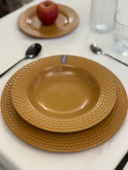 Serzizio Piatti Ocra Preziosa Home in Ceramica con Bordo Lavorato 18Pz