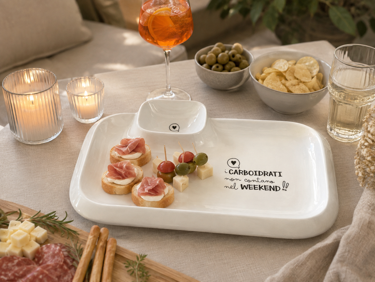 Vassoio Aperitivo in Ceramica con Porta Salsa "I Carboidrati non contano nel weekend"
