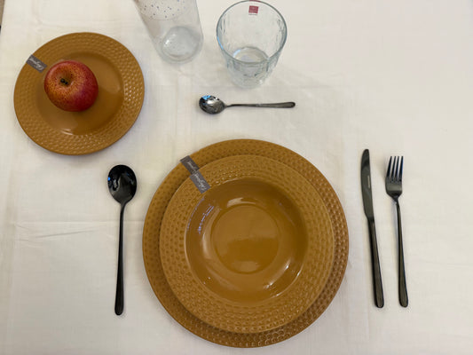 Serzizio Piatti Ocra Preziosa Home in Ceramica con Bordo Lavorato 18Pz