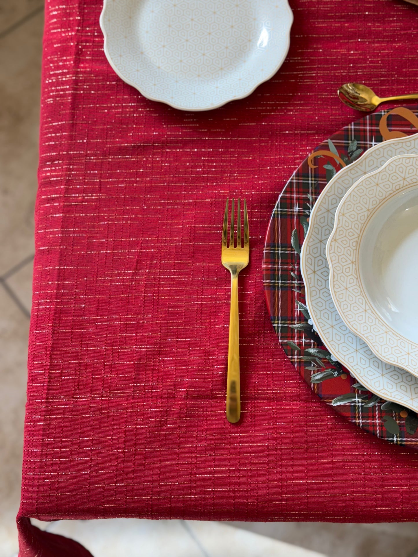 Tovaglia Jacquard Lurex Rossa Zambaiti - Elegante e Made in Italy