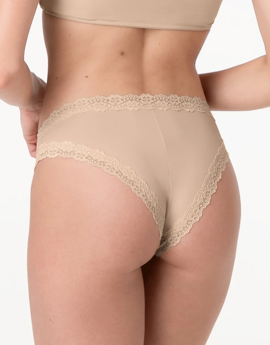 Brasiliano Donna Lovable Lacy Micro in Microfibra e Pizzo – 3x2