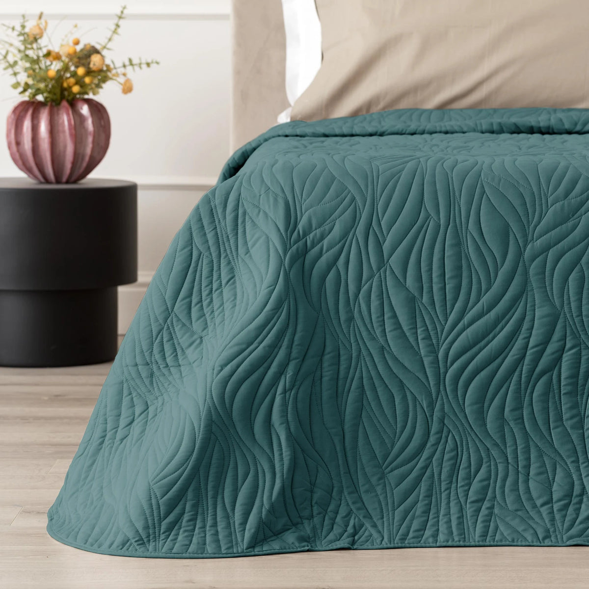 Trapuntino Matrimoniale Ricamato Keya Linea Oro 260x260 cm