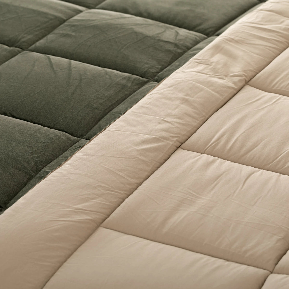 Trapunta Invernale Matrimoniale Riviera Gleda 260x270 in Velluto – 350 g/m²