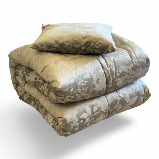 Trapunta Invernale in Morbido Velluto Matrimoniale Stefy con Cuscinio Arredo