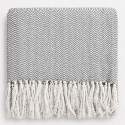 Copriletto Matrimoniale | Copridivano Chevron Laura Blasi 260x260 cm con Frange