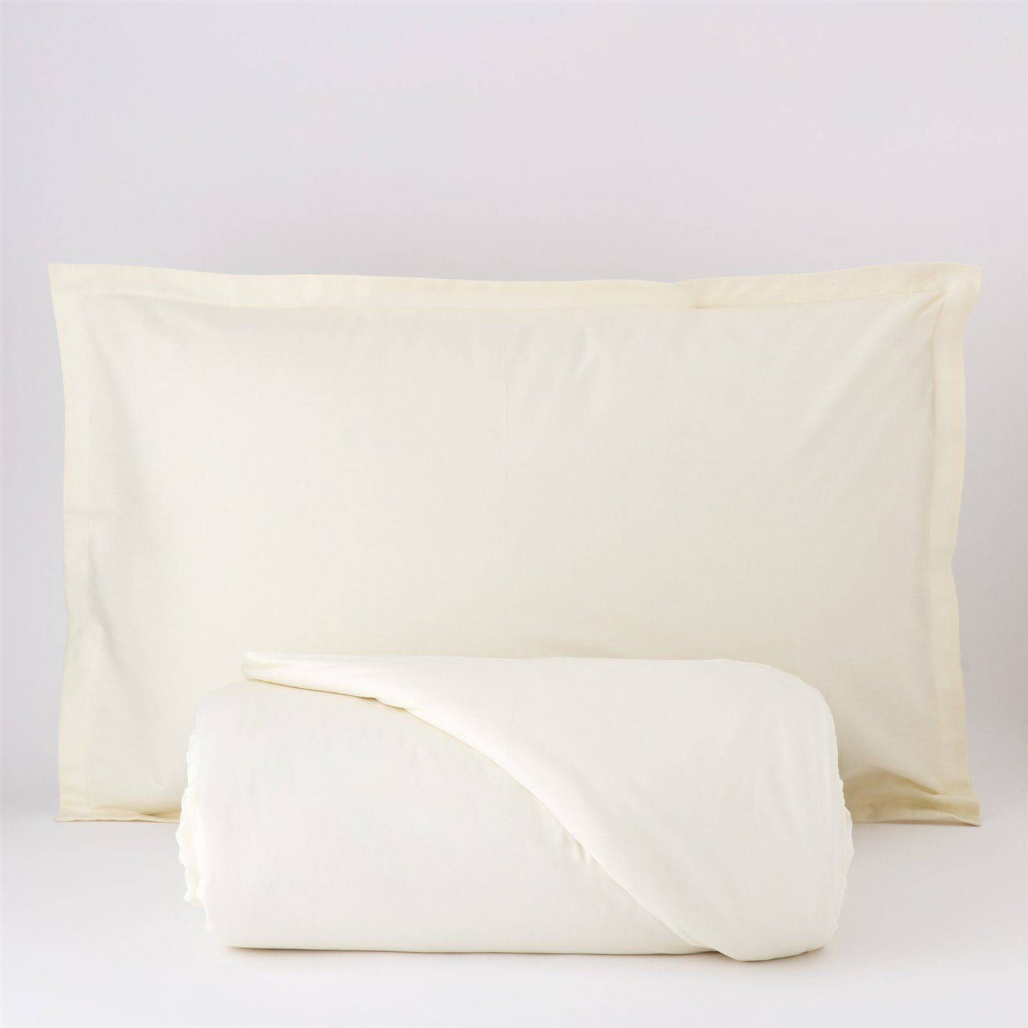 Parure Copripiumino Riviera Matrimoniale | 100% Cotone Madapolam con 2 Federe 4 Volants